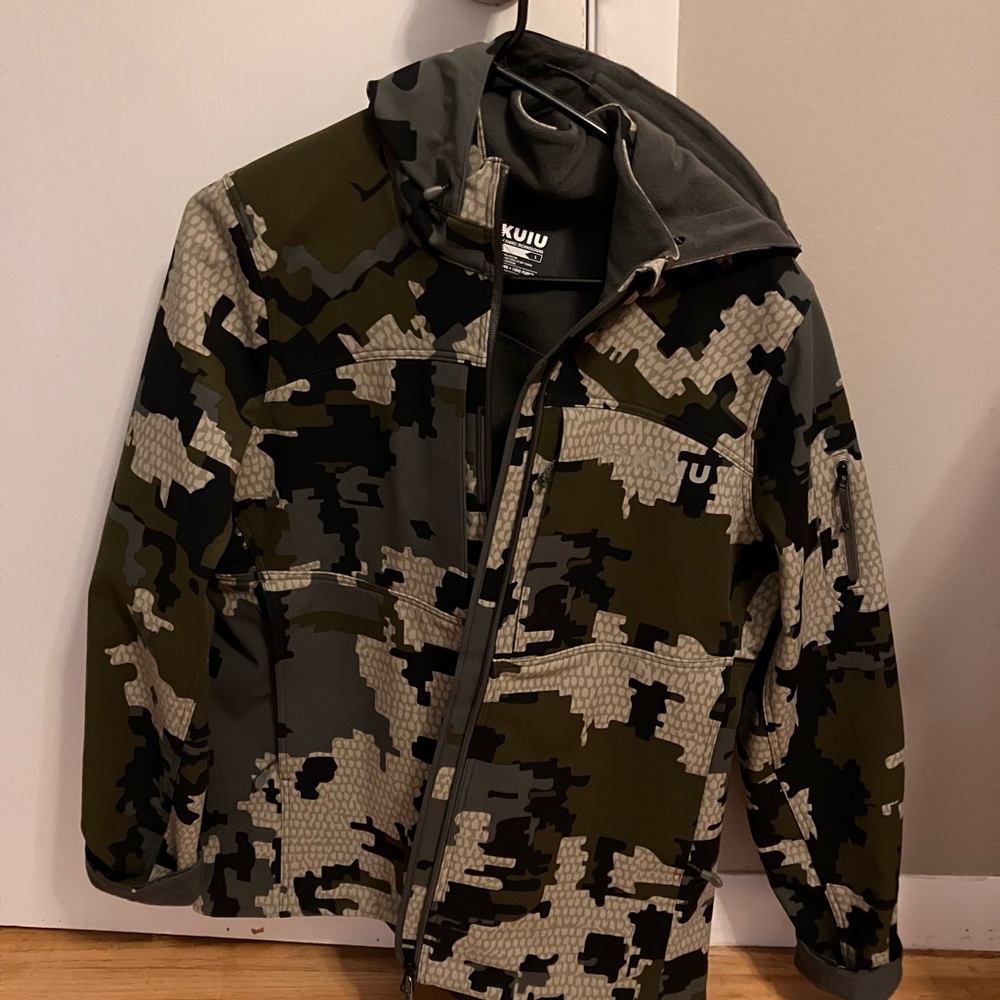 KUIU Camo Puffer Jacket in Green, Black, and Gray